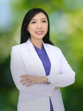 Foto dr. Catherina Jessica Sutantoyo, Sp.DVE